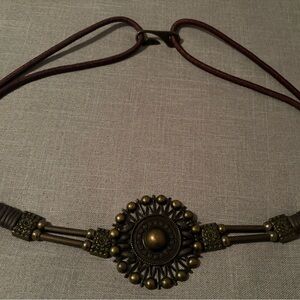 Vintage Boho Bronze Medallion Rope Belt
- Adjustable Tribal Gypsy Southwestern